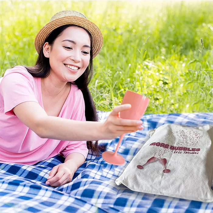 700X500 Colors 01.jpg