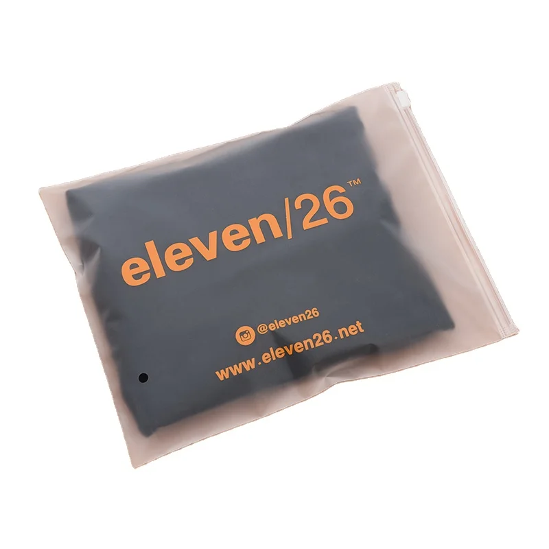 Прозрачный матовый чехол с застежкой-молнией