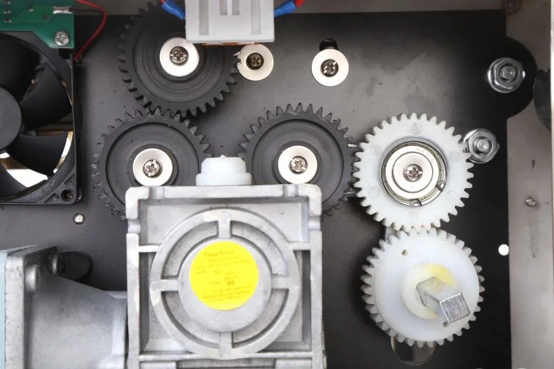 KUNBA Frqm-980CD Nitogen Inflation Continous Sealing Machine with Ce