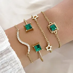 2024 Fashion Charm Bangle Bracelets Set Fine Jewelry Retro Snake Bracelets for Women