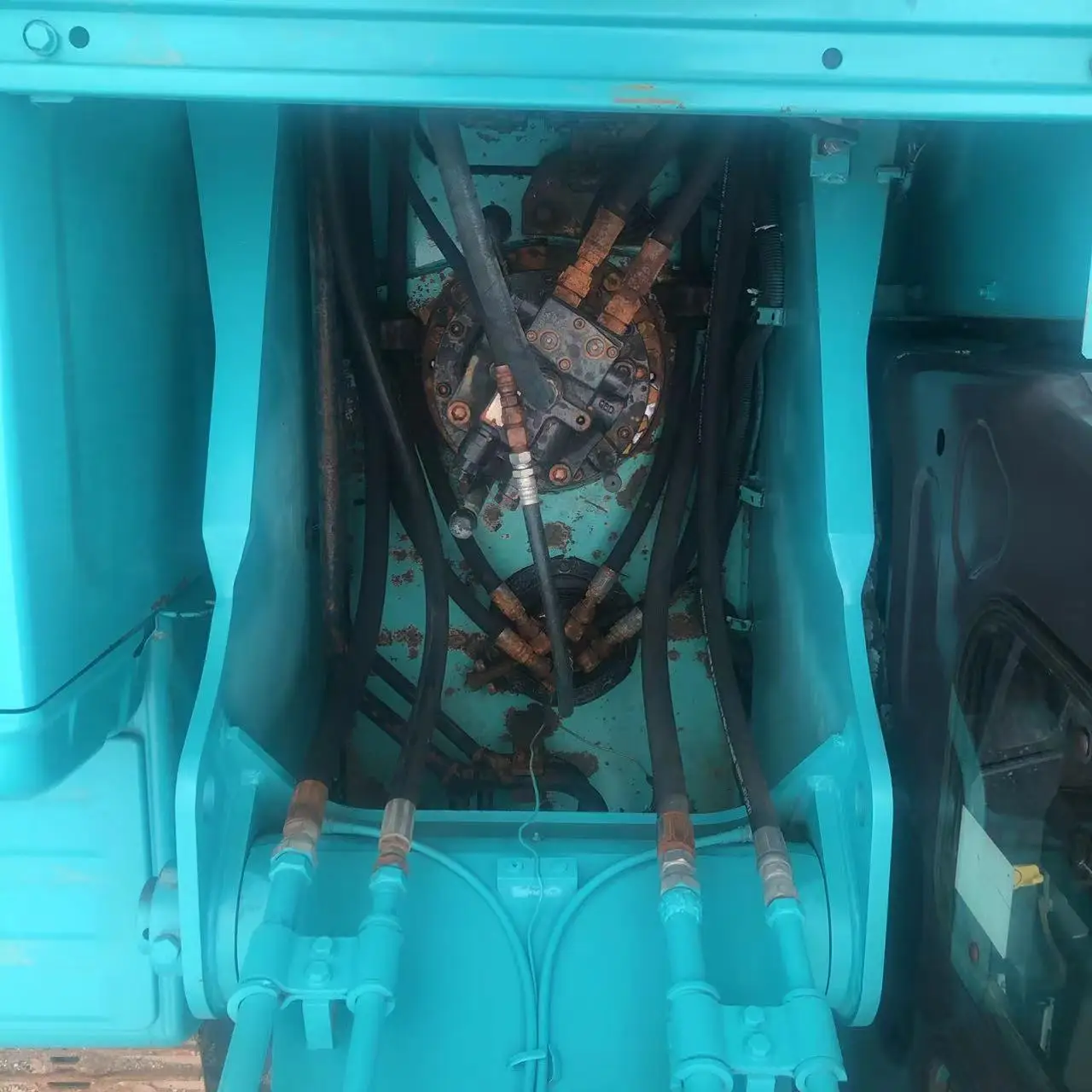 Used original KOBELCO sk200-8 sk200LC-8  Crawler excavator for sale