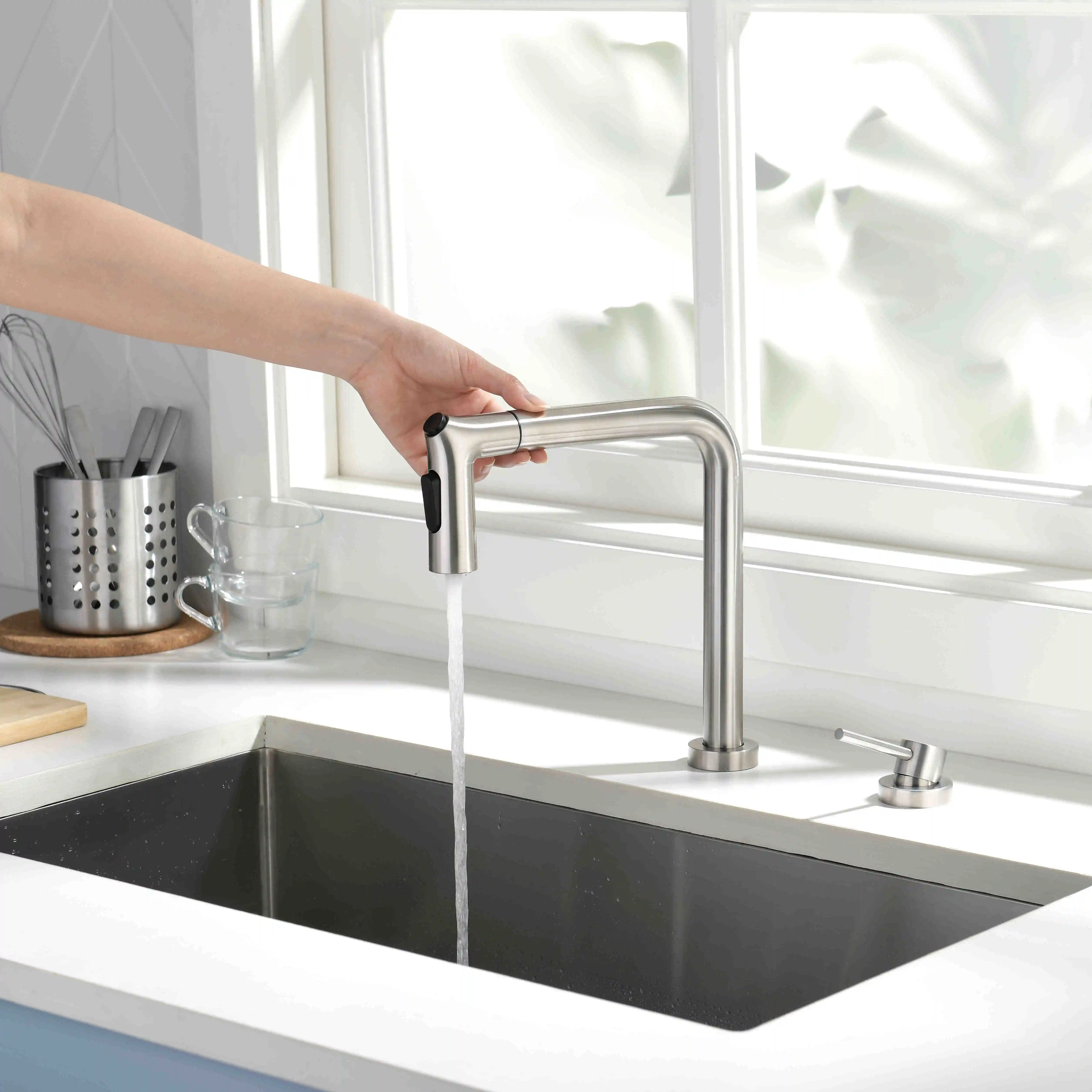 Hot Sale Stainless Steel 2 Holes Sink Long Neck Taps Commercial Nickel 360 Degree Swivel Spout Pull Out Kitchen Sink Faucet