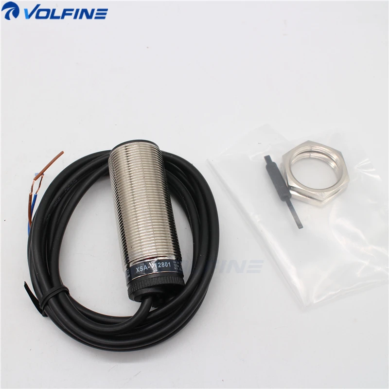 Новый датчик приближения Sn 10 мм 120-3000 U/мин 24-240 В AC/DC 2 м XSAV12801