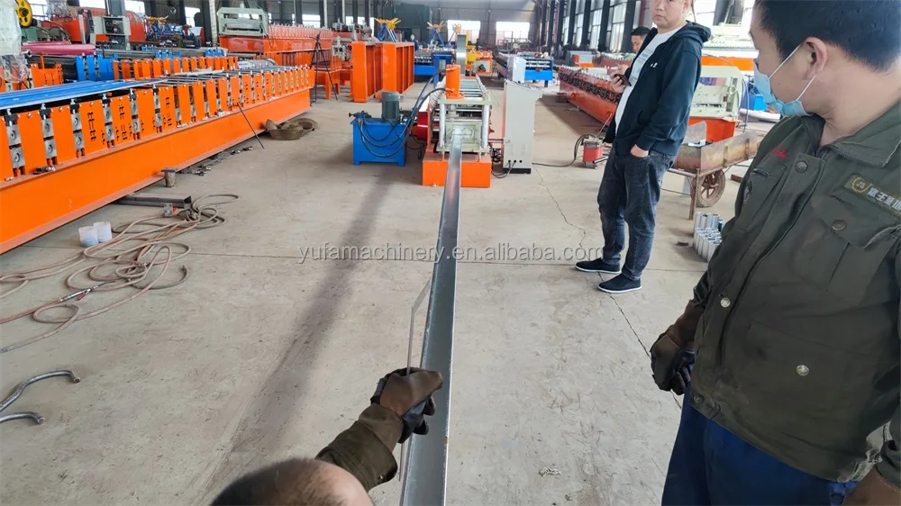 Panama 2022 year Steel galvanized C purlin metal beam roll fomring machine