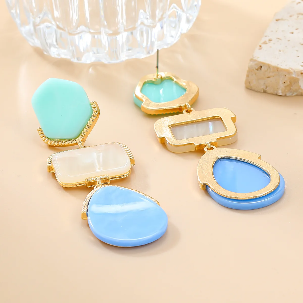 Fashion red Acetic Acid Plate dangle Earrings Multi layer Geometric blue Resin Pendant Earrings Wholesale for Women