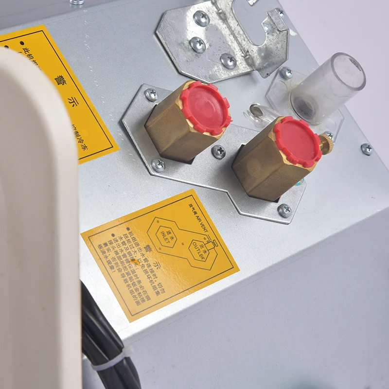 Various Cassette Type Concealed 4 Way Fan Coil Unit Ceiling