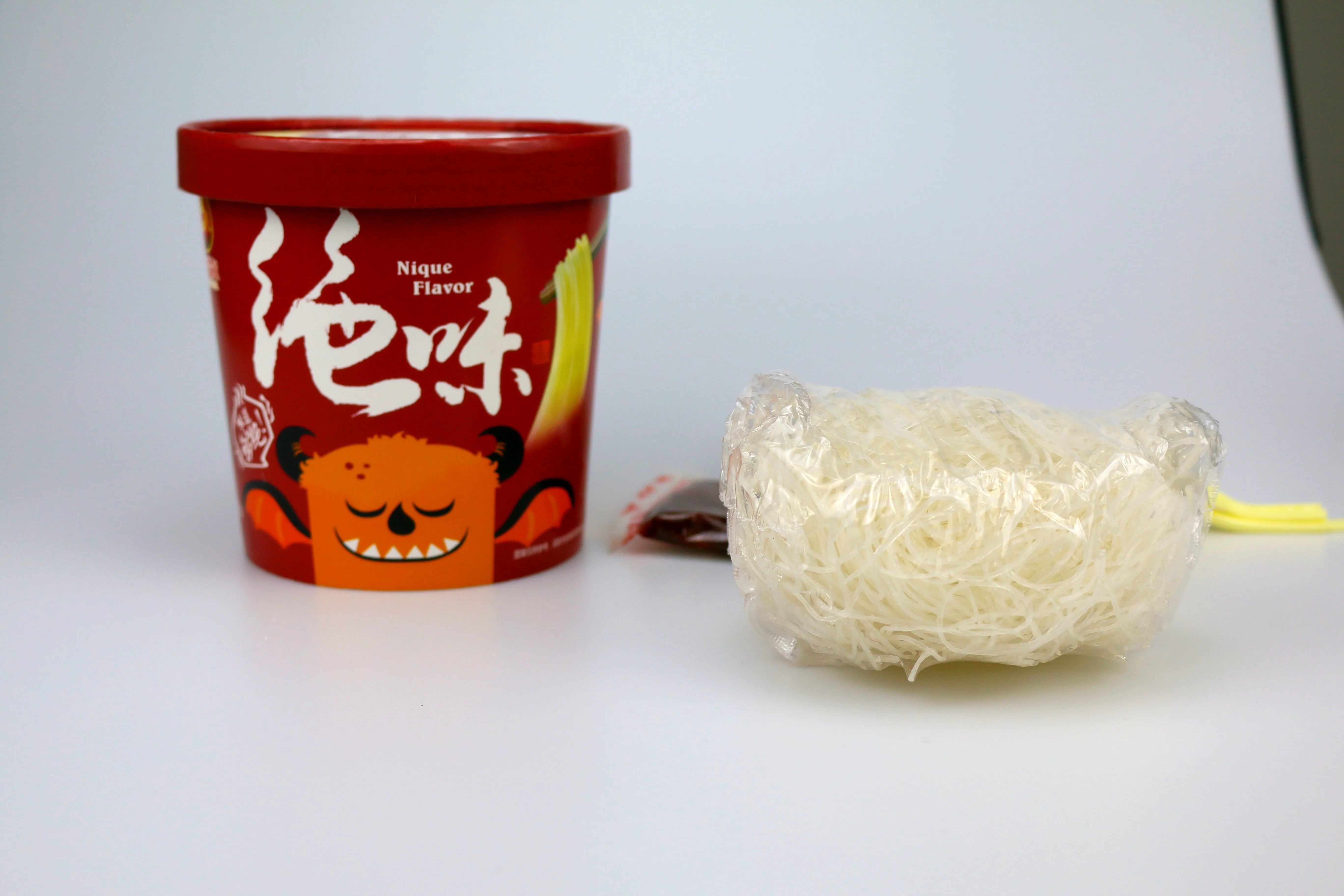 Chinese Delicious Nique Flavor Spicy and sour Vermicelli Instant
