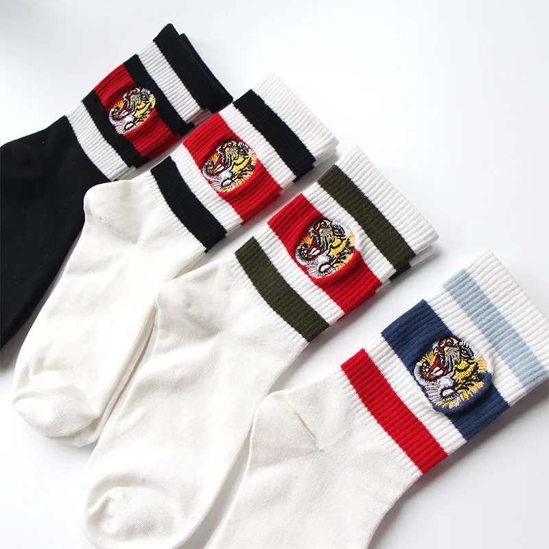 High quality custom embroidered cotton socks wholesale 1 real funky elite branded school fashion white anime luxury cute guccu