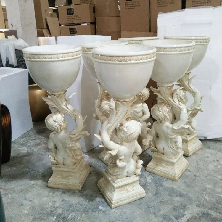 Garden Decorative Fiberglass Angel Sculpture Figure Statue with Flowers Planter