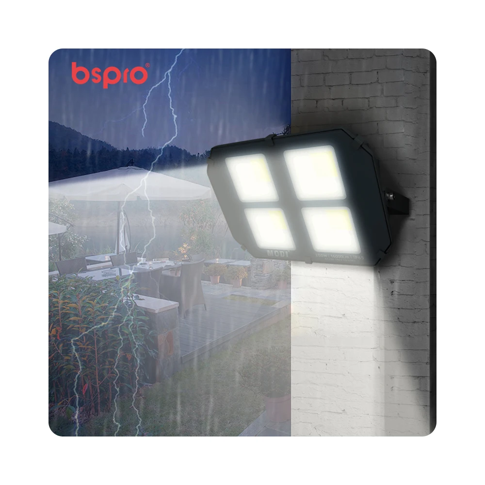 Universal Compatibility Lap Dryden-2 Outdoor Chain Light Fixture Electric  Led Flood light With Hight lumen 300W 18000Lm