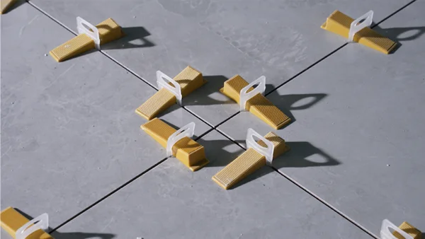 3mm tile clip suitable for 3mm to 12mm tile thickness