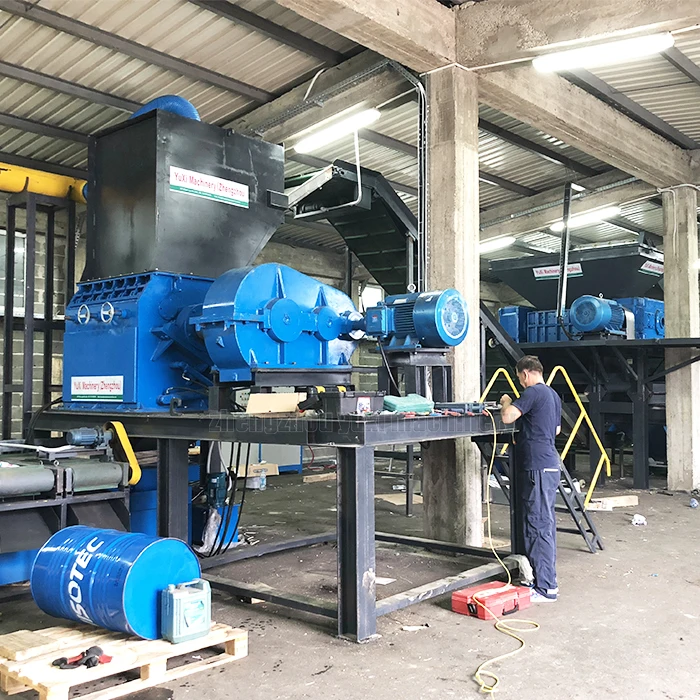 Cryogenic Tire Recycling Equipment Waste Tire Shredder Machine To Rubber Chips