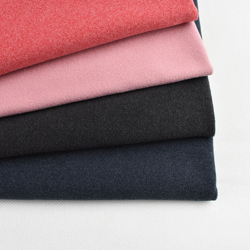 Удобная катионная двухсторонняя ткань из полиэстера и спандекса с начесом для теплого термобелья