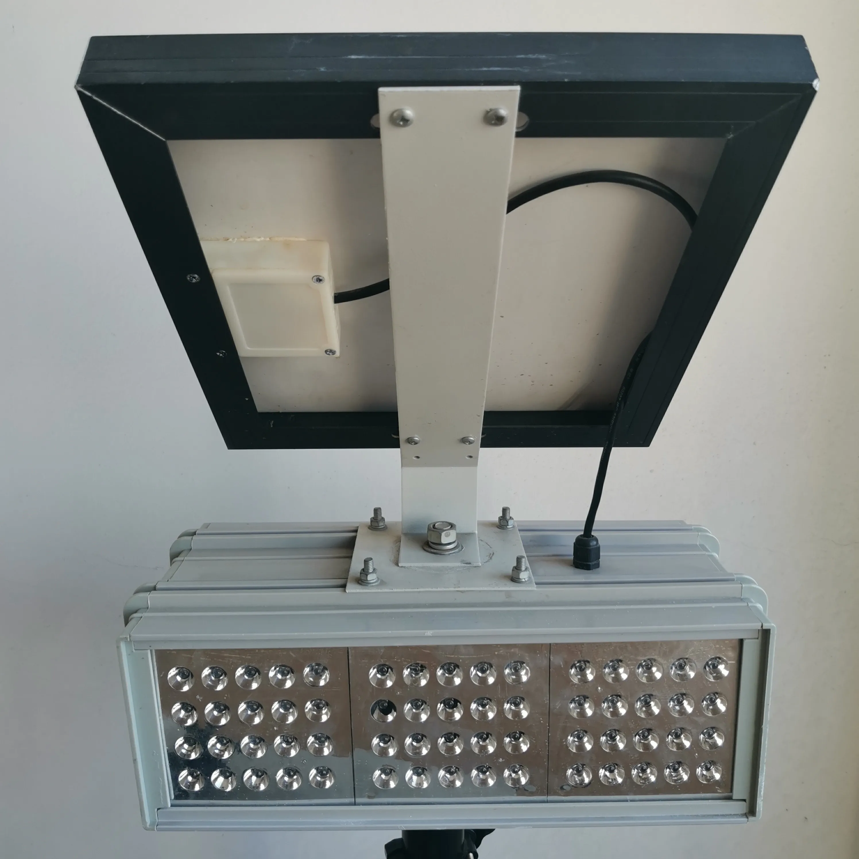 100MM*6 2-Face Solar Traffic Warning Light