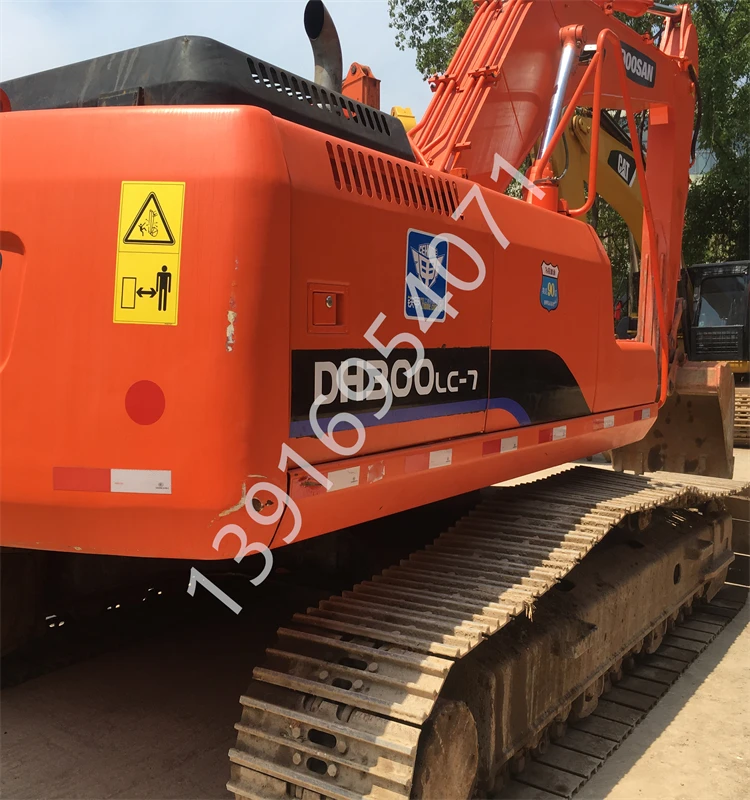 Spot original second-hand 300 excavator  Doosan 30 ton crawler excavator  used  Daewoo DH300LC-7  Excavator