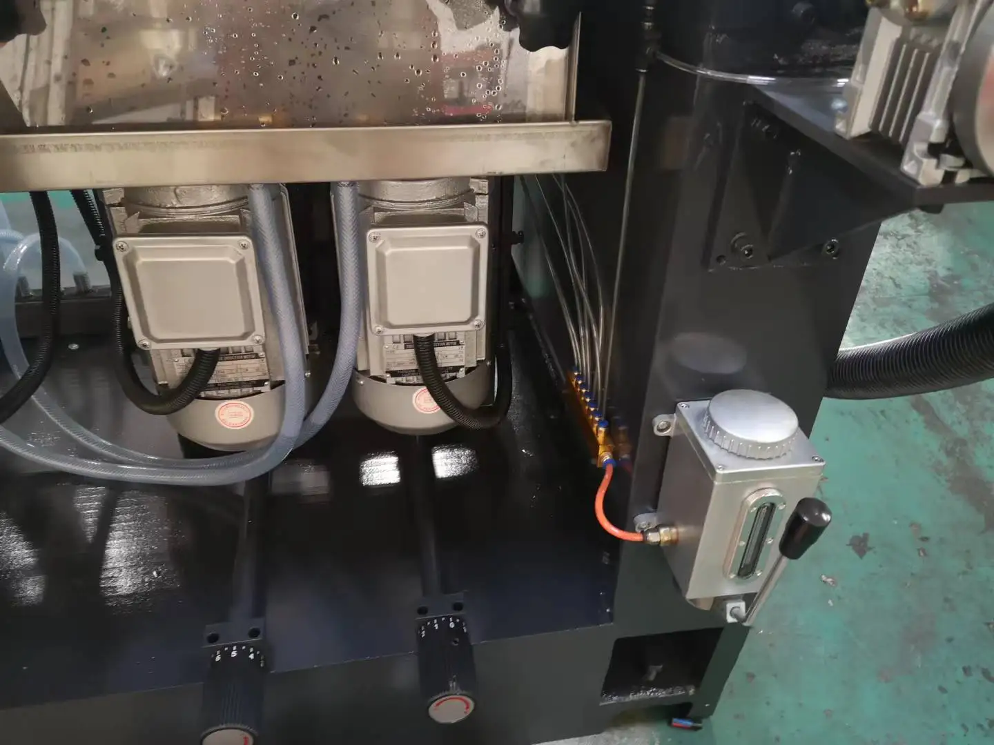 ZK-9325 Factory Direct Glass Straight Line Beveling Machine Glass Grinding CNC Glass Bevel Machine With PLC