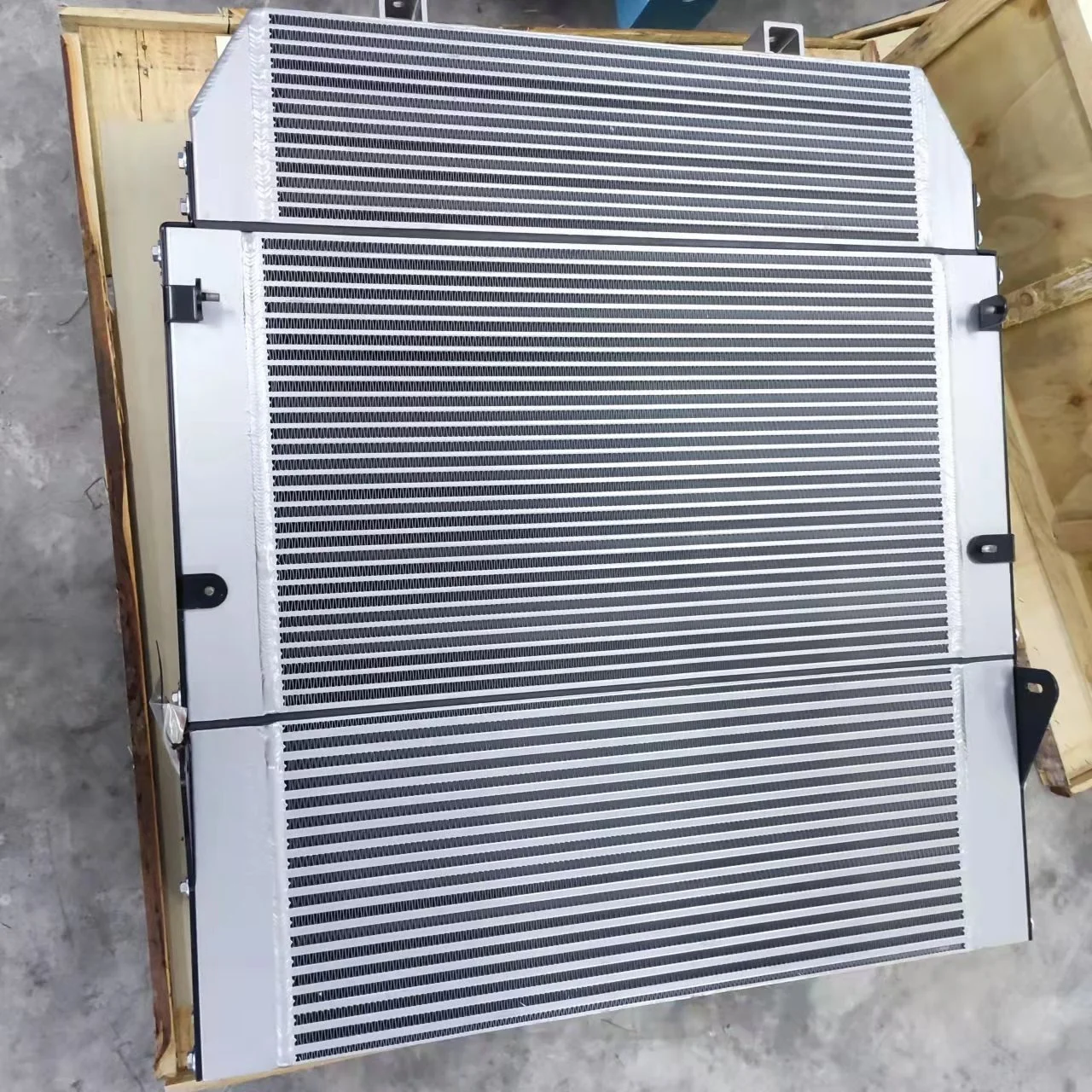 Provide radiators for konecranes  RADIATOR SIDE BY SIDE  NO.: 6073.021