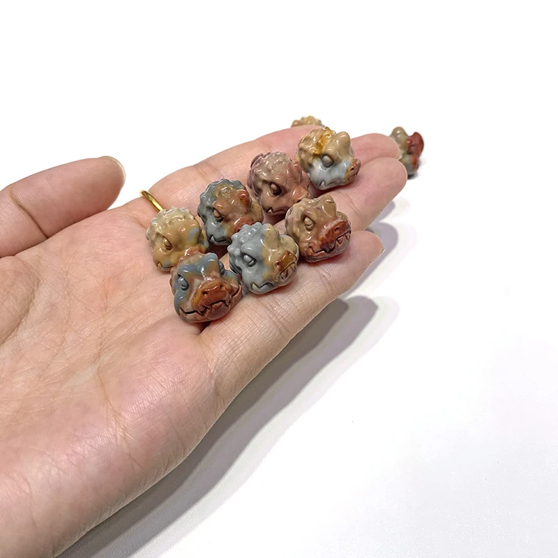 Wholesale natural crystal Stone Dinosaur sculpture quartz agate Dinosaur carving skull for gift
