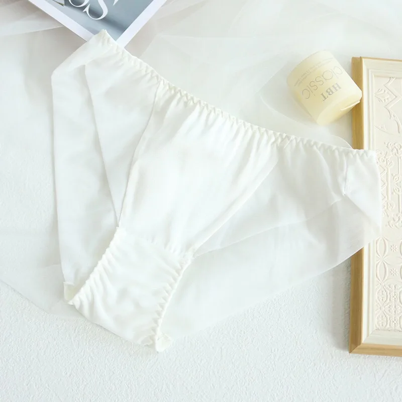 Mulberry silk underwear women seamless middle waist underwear breathable