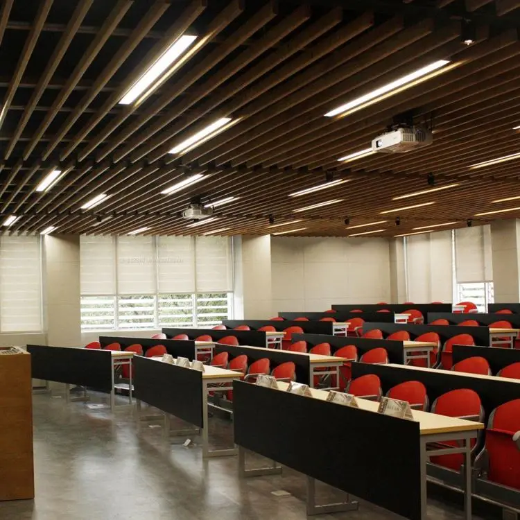 Surface Mounted Office Certificated 20w 30w 40w 60w 80w 6FT LED Batten Light Fitting