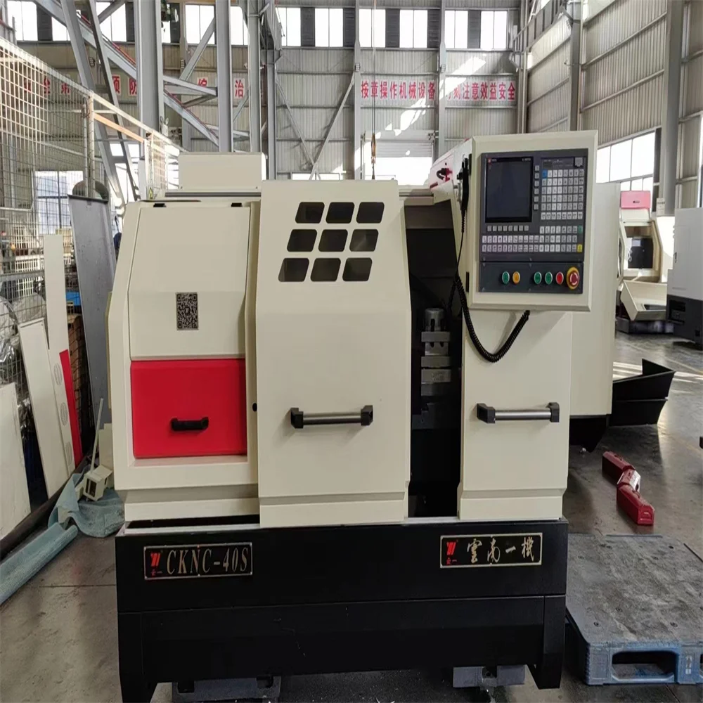 Flat bed horizontal with control system GSK CK6161 CNC lathe machine for sale