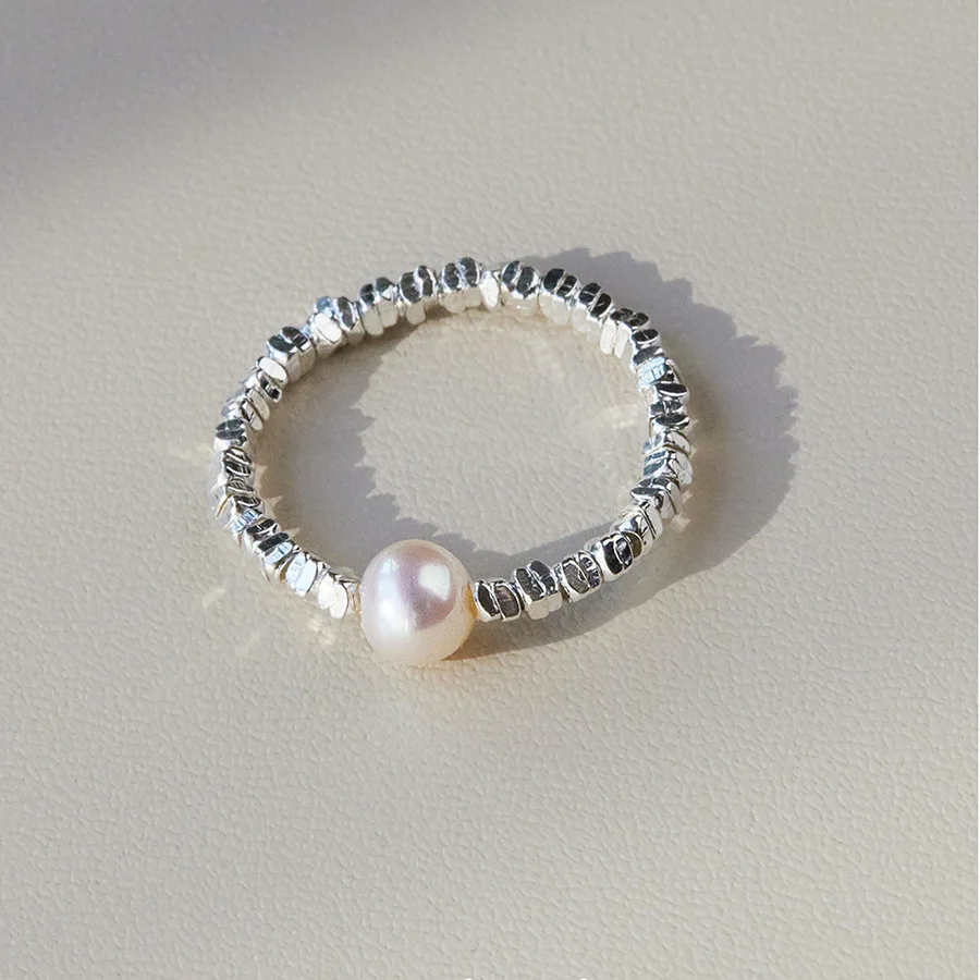 Factory Direct Delivery pearl ring hot sale round white pearl decorate silver ring wholesale