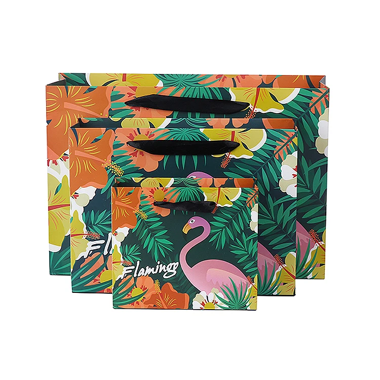 
OEM Good quality Matte Lamination christmas gift bag 