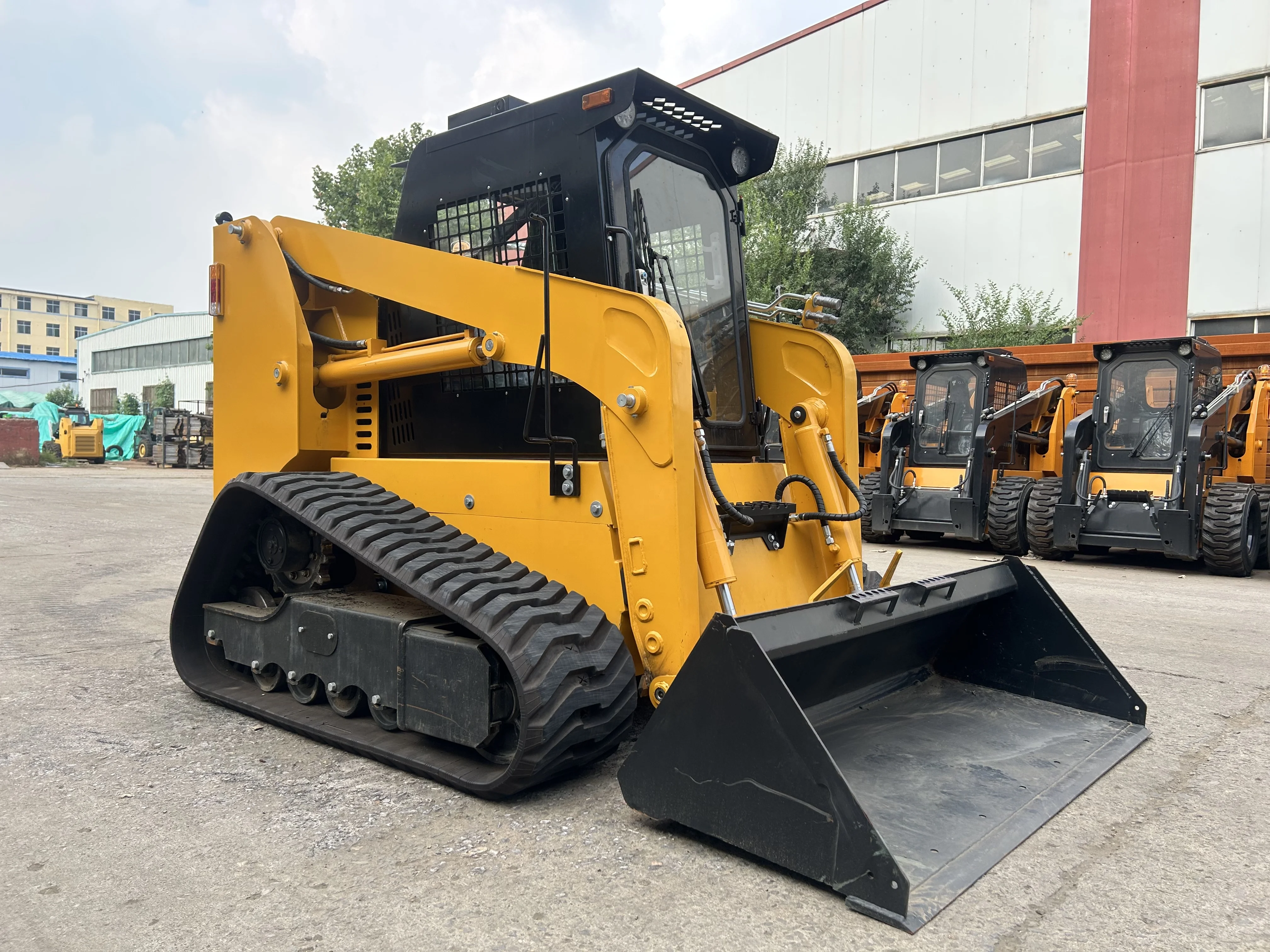 SNSC track Loader 700KG 850KG 950KG 55KW 75HP skid steer Loader With Forest Mulcher