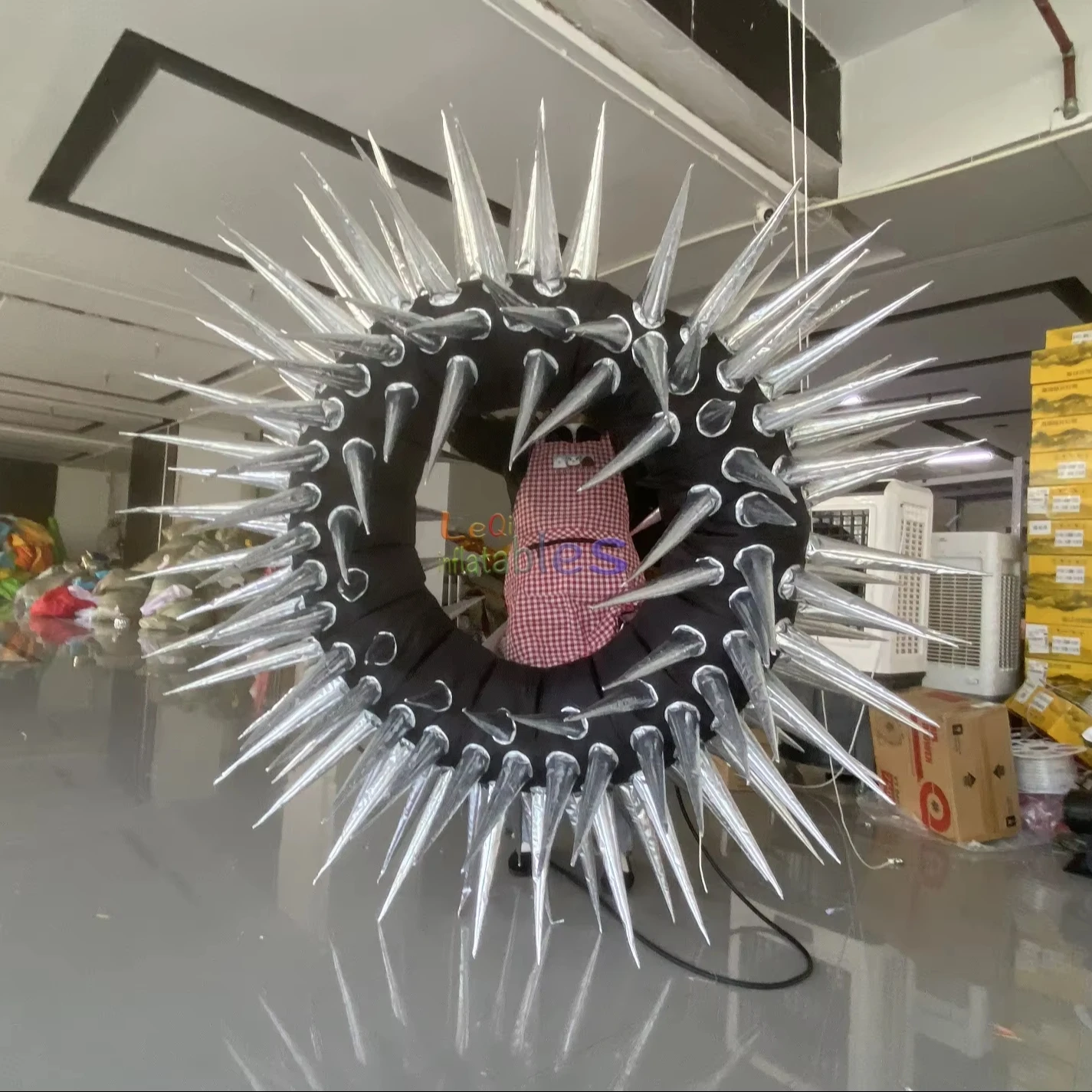 Factory price hanging inflatable thorn ball ceiling decoration inflatable spike ball for bar party