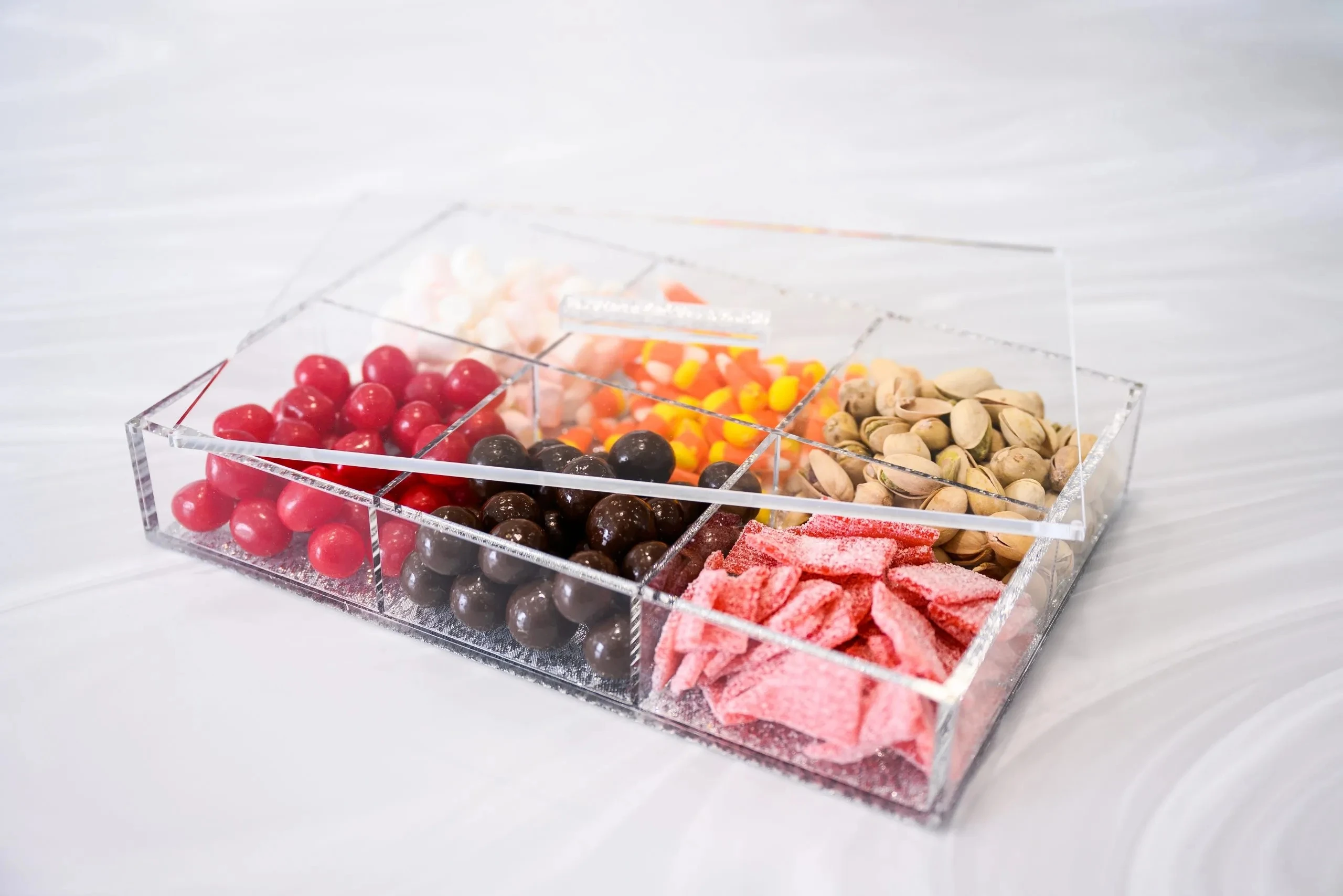 Gold Glitter Acrylic 6 Compartment Dish with Magnetic Lid for Nuts Treats