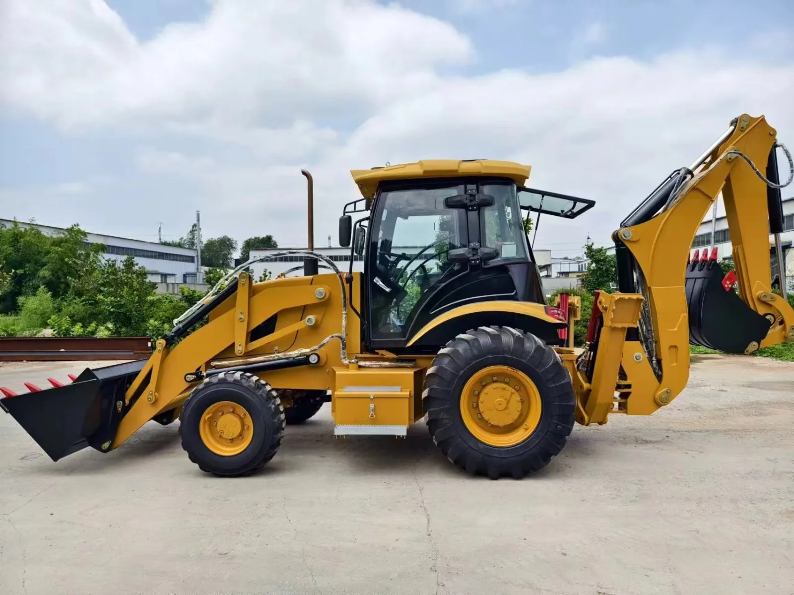 Brand New Original Manufacturer 4x4 Backhoe Loader China Multipurpose 4 Wheel Drive Loader With 4-in-1 Bucket