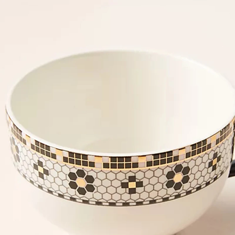 Высококачественные китайские обеденные тарелки новый дизайн керамическое блюдо для отеля золотой ободок набор праздничных чашек и тарелок