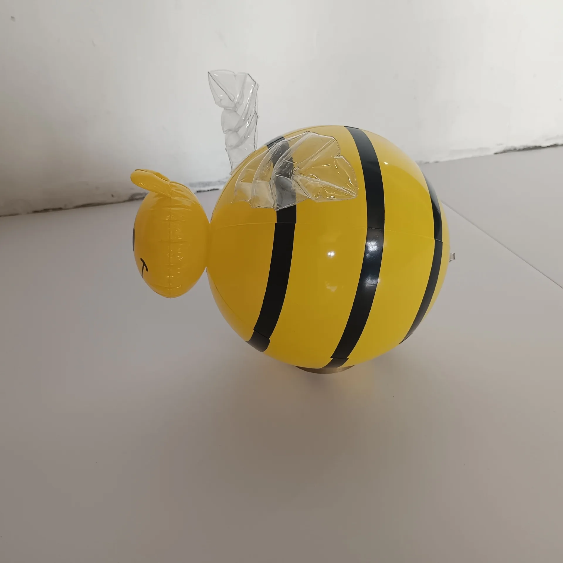 Inflatable Bee Beach Ball Animal Beach Ball Advertising Inflatable Balloon TPU Inflatable Beach Ball