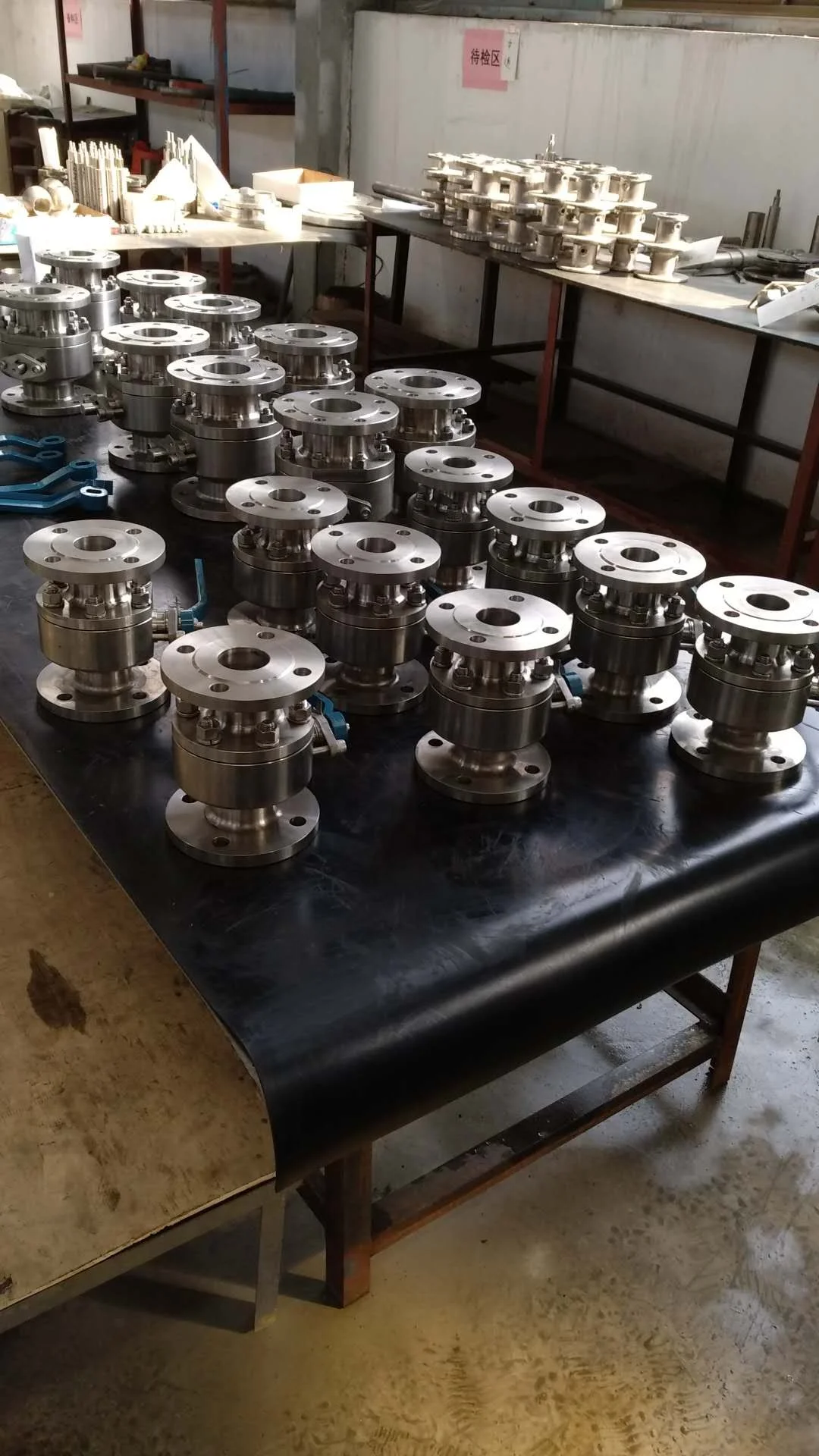 Used in Sewage water treatment system Corrosion resistant DN150 Titanium ball/globe valve