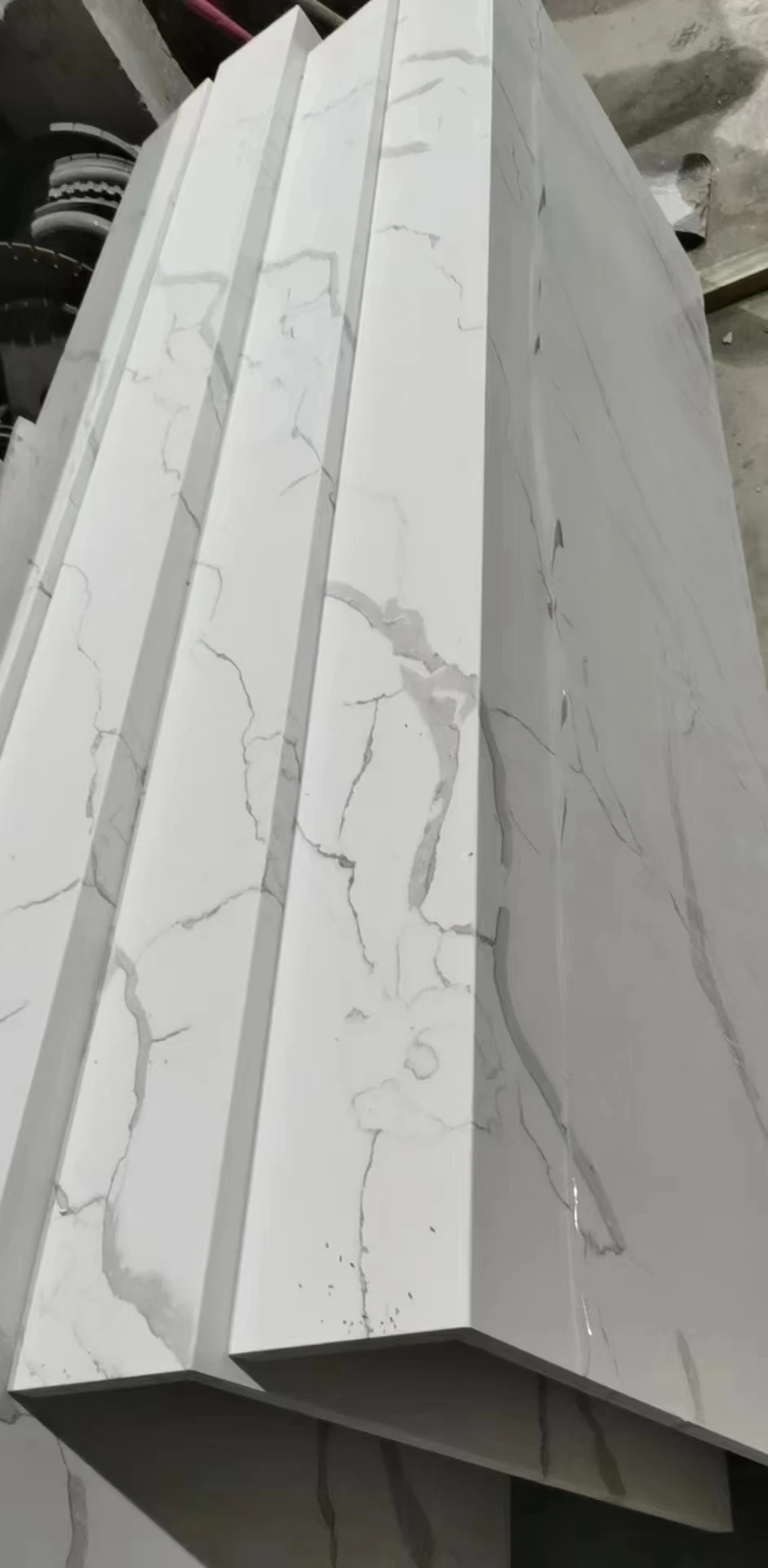 artificial stone faux Calacatta white marble quartz slabs for coffee table countertop