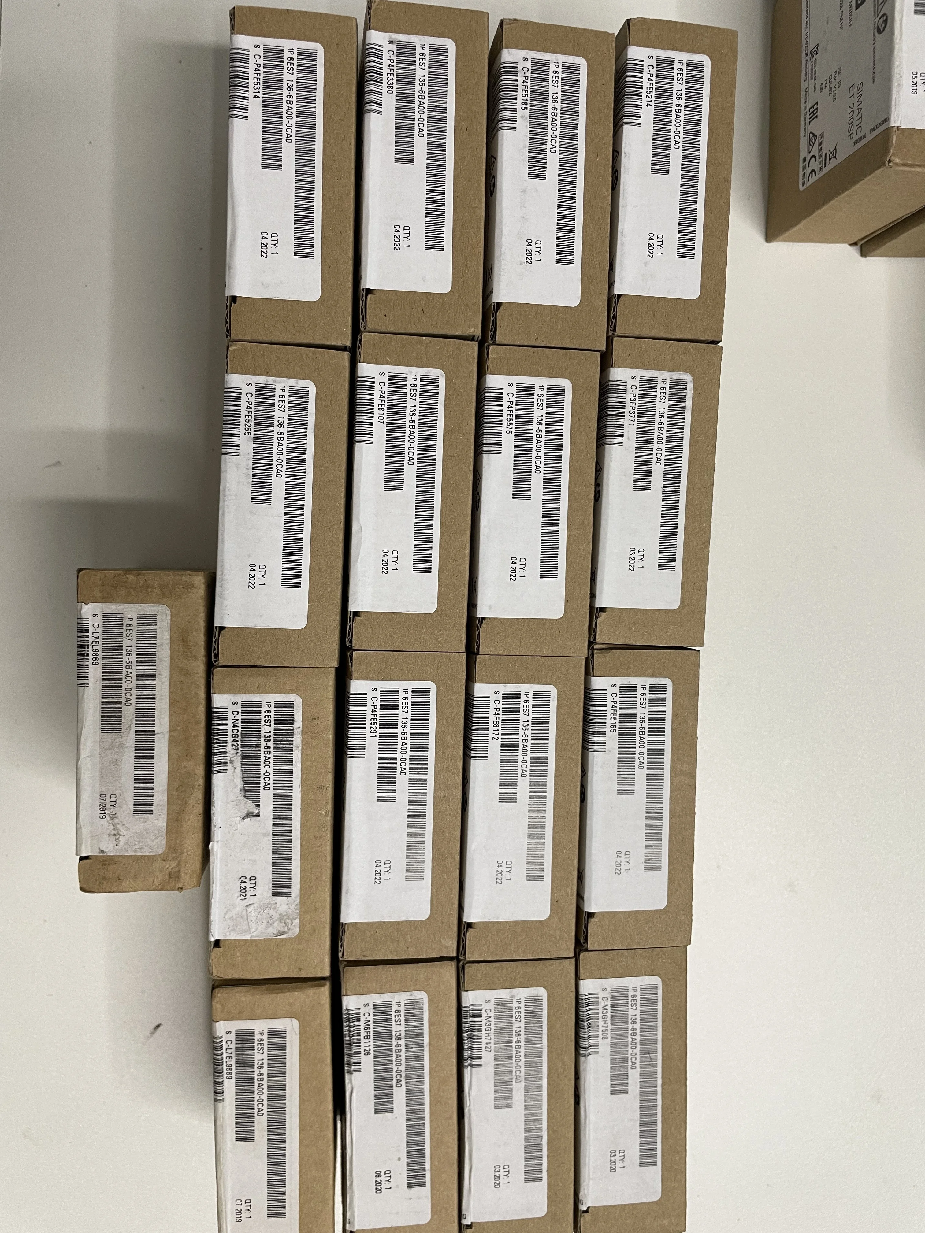 6AV6642-0BA01-1AX1 6ES7322-1BL00-0AA0 6ES7322-1BH01-0AA0 6ES7451-3AL00-0AE0 plc