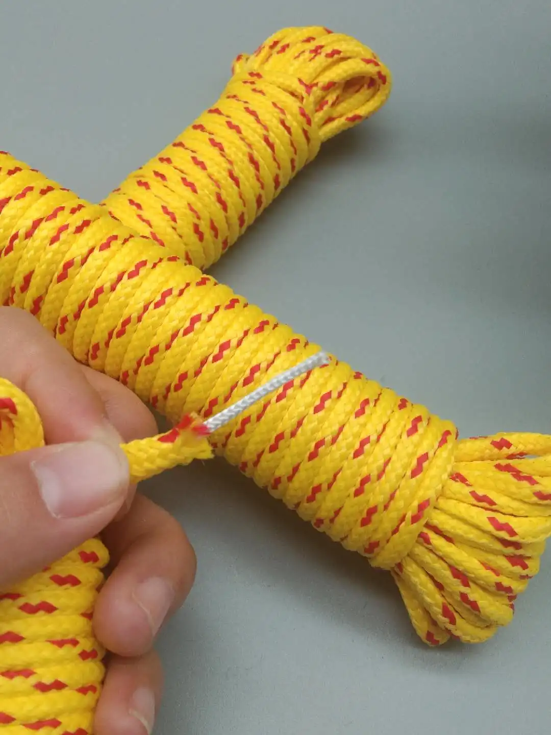 Wholesale Different Sizes 1.5mm 2mm 8mm 12mm 35mm Custom Multicolour Polypropylene String Cord Rope