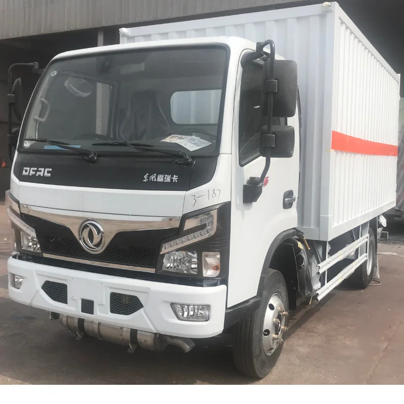 Cheap price light duty Corrugated van box carrier light duty 4T new  China manufactured dry goods transported van cargo truck