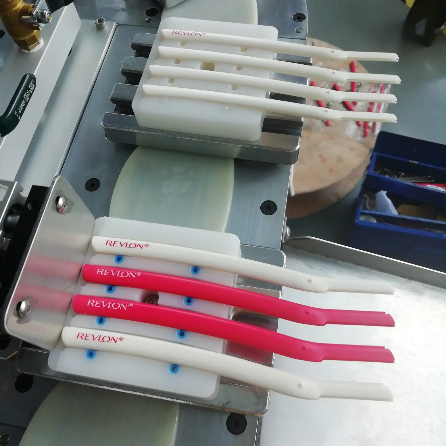 Two color pad printing machine with conveyor