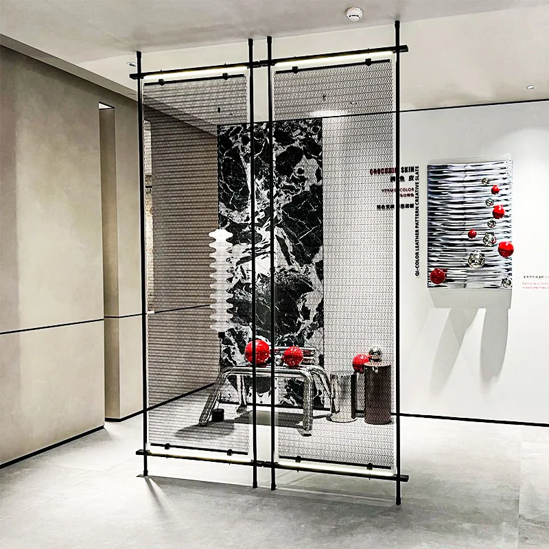 Metal decoration mesh black warrior internet celebrity hotel club curtain wall stainless steel partition light luxury custom