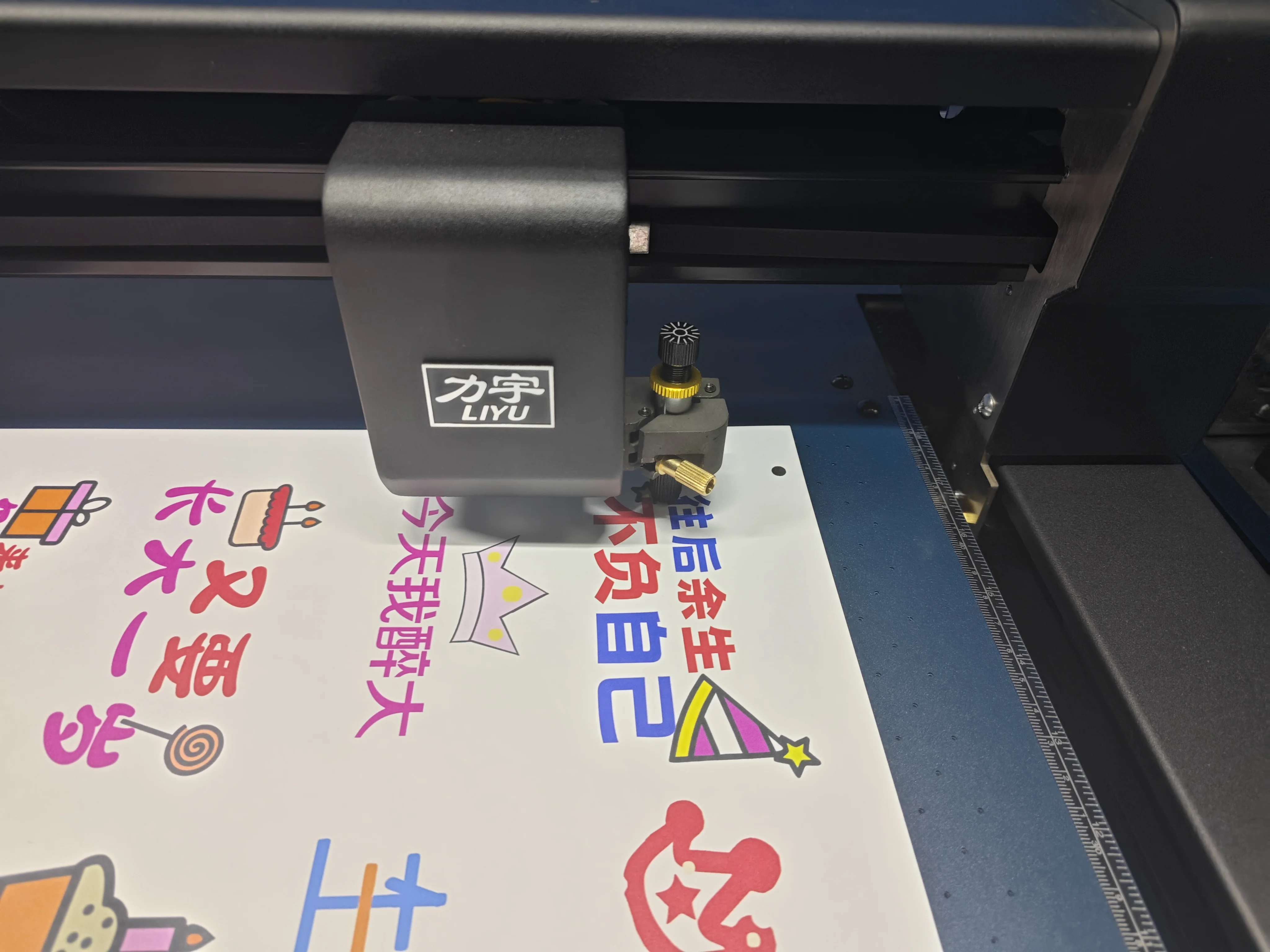 3040 Flatbed Cutting Machine Efficient Servo System and Multi-Port Connectivity
