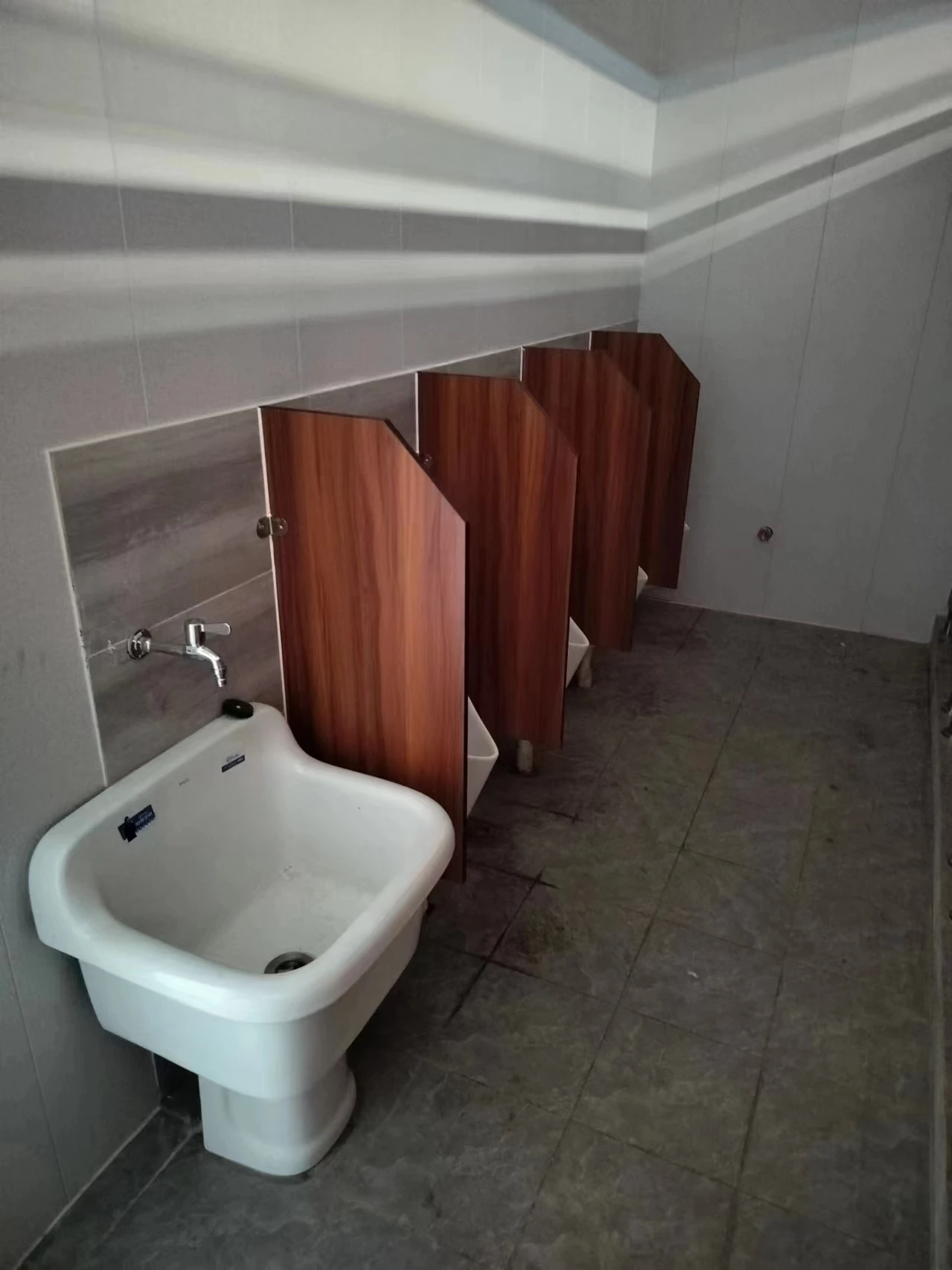 Hotel Luxury Restroom School Bathroom Privacy Custom Toilet Partition Systems Multipurpose Partition Panels For Institutions