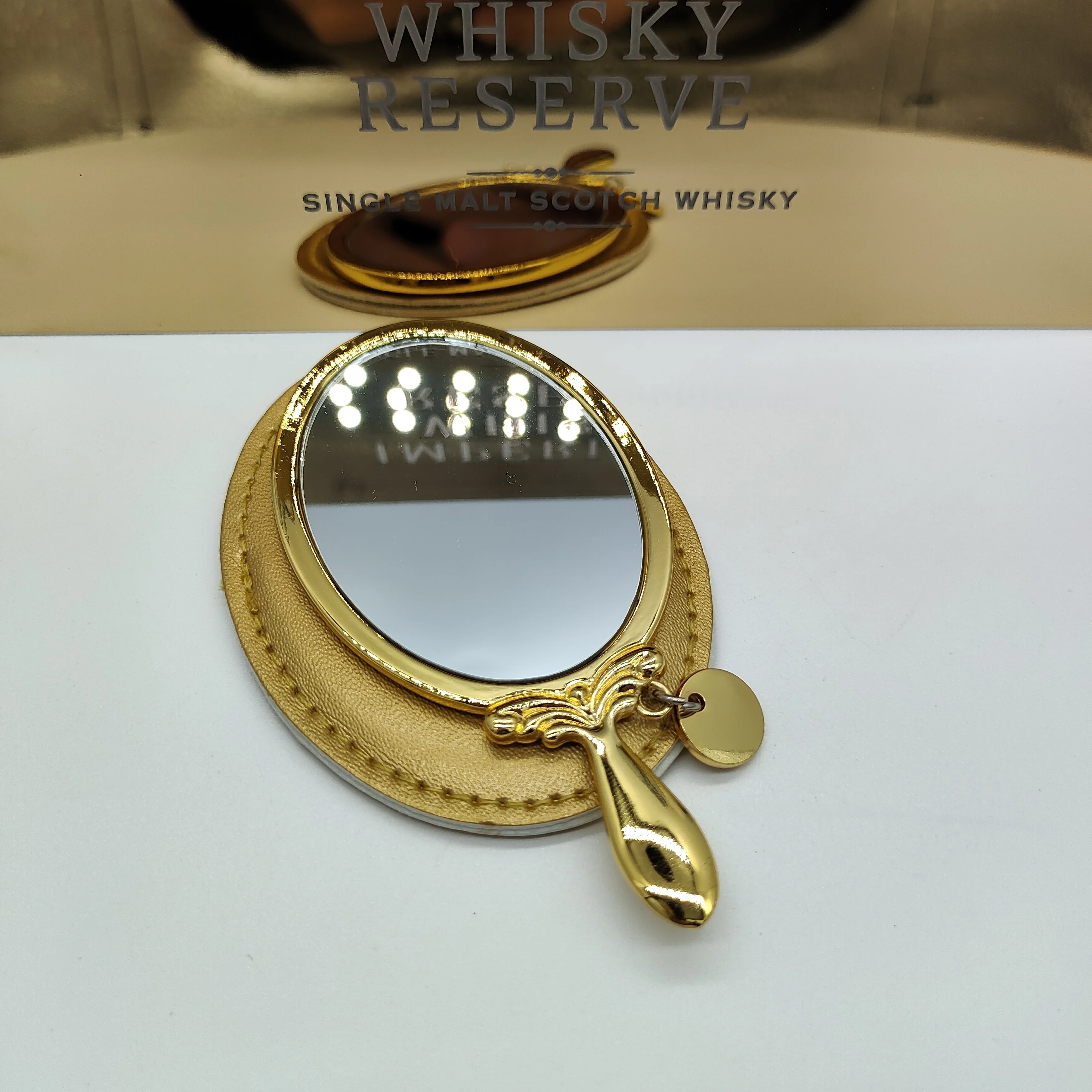 Hot Sales High-end Design Vanity Mirror Advanced Gold Plated Handheld Ladies Hand Mirror