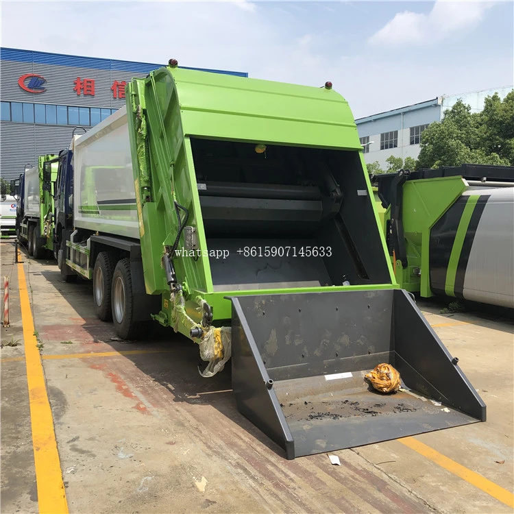 CLW 6 wheel HOWO 3 ton garbage compactor truck