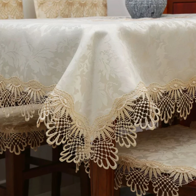 Factory Direct Selling Customized Polyester Elegant Wedding Hotel Embroidered Lace Tablecloth