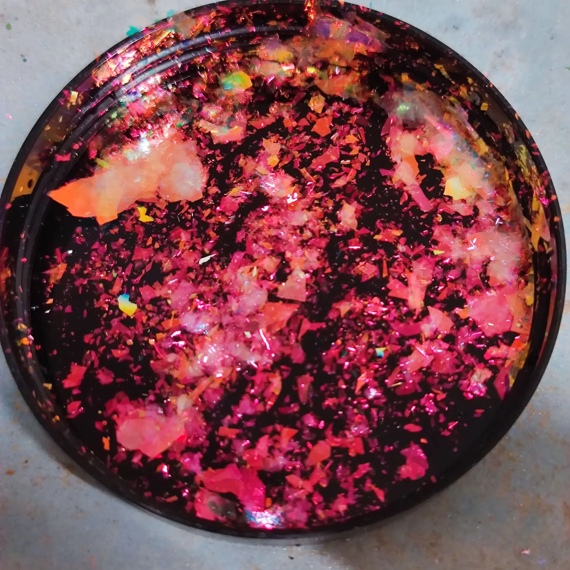 Wholesale iridescent  multi chrome chameleon eyeshadow flakes various colors