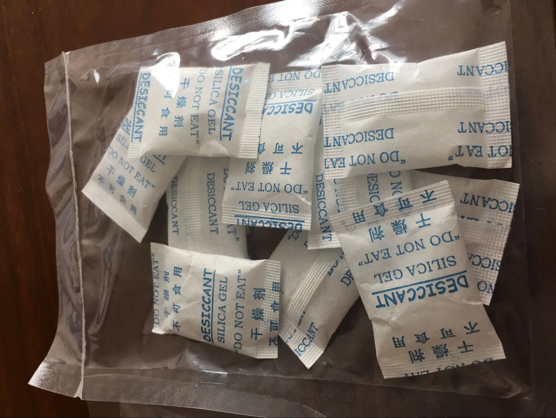 manufacturer supply silica gel desiccant 5g food grade/medical grade high quality