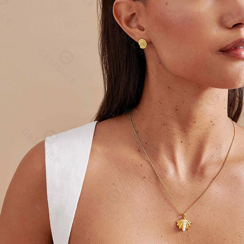 Gemnel hot selling 925 sterling silver 18k gold ocean shell pearl ammonites charm necklace
