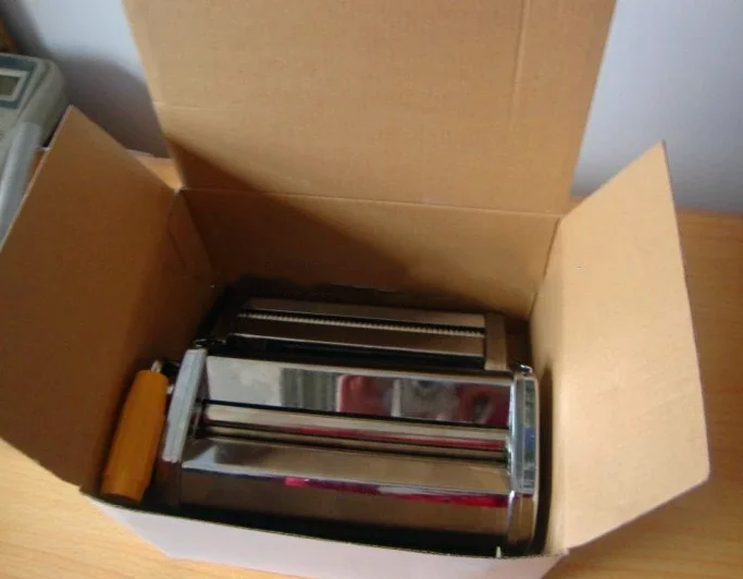 pasta maker machine hand extruder noodle machine