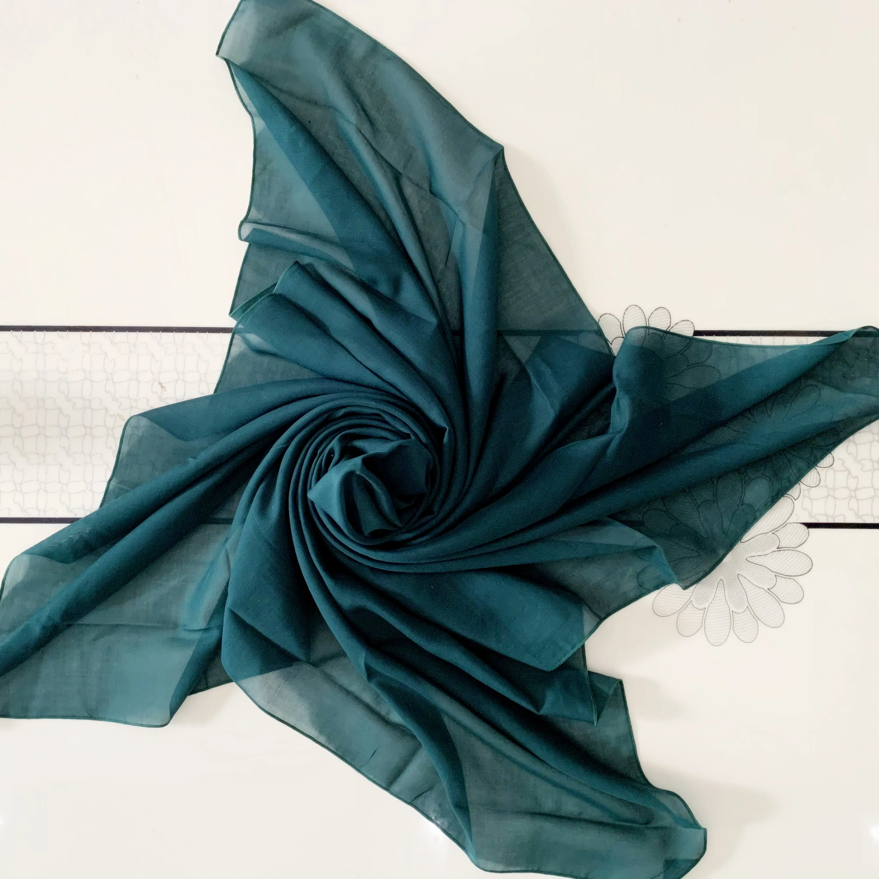 new fans kuwaiti rhinestone wholesale hijab 2021 women muslim scarf women bawal cotton hijab fashion hijabs online